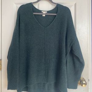 Cozy green sweater